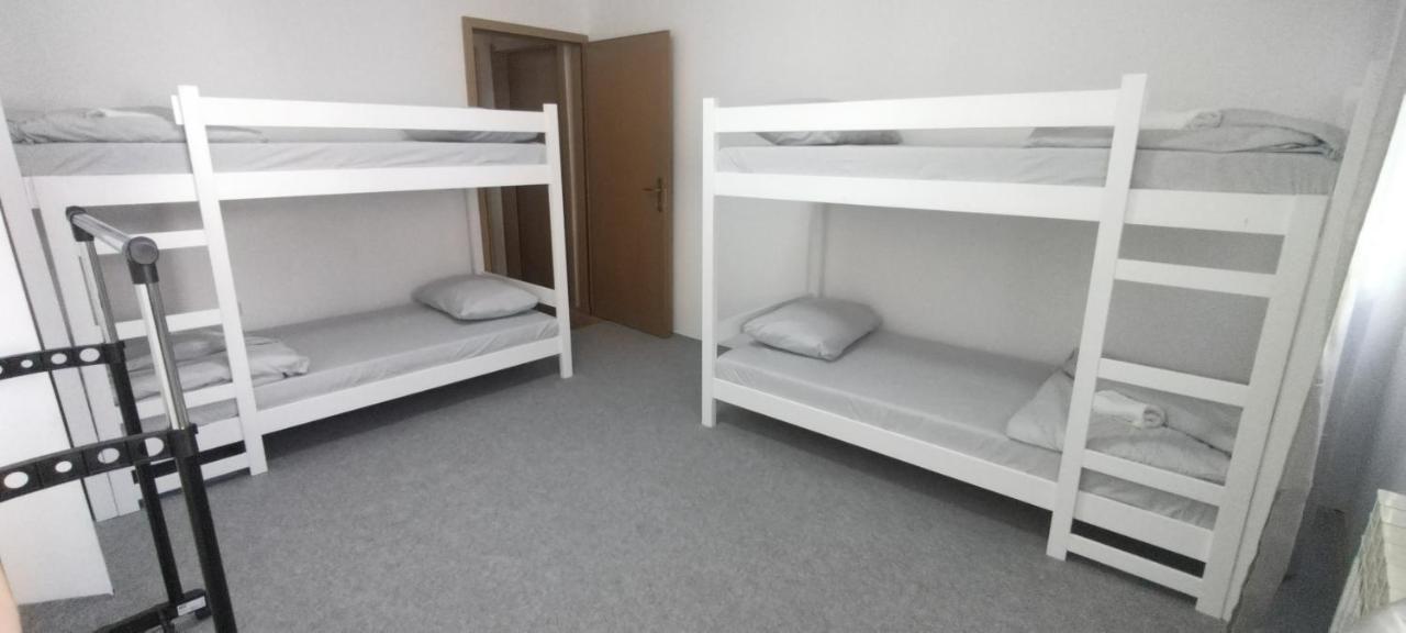 Hostel Center Luxury サラエヴォ エクステリア 写真
